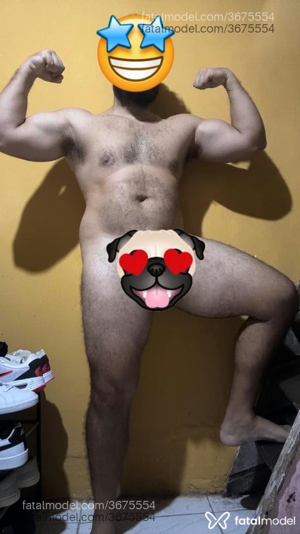 Acompanhante homem morena (o) de olhos castanhos - Machoparrudo