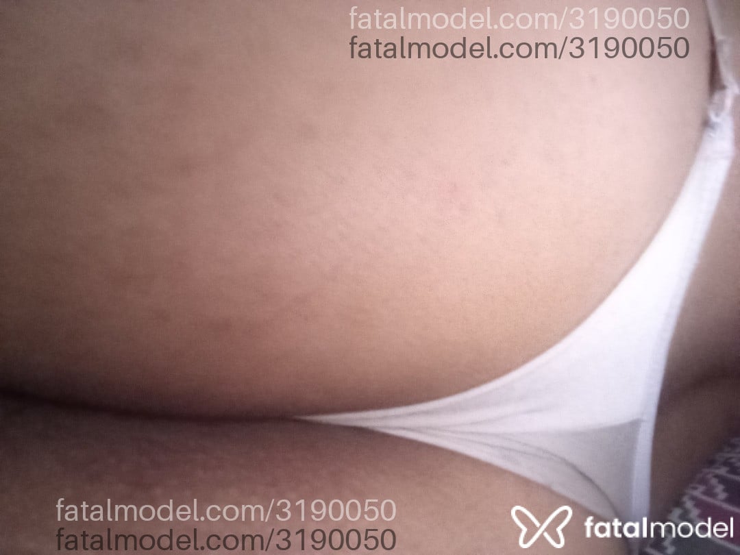Acompanhante mulher morena (o) de olhos castanhos - Gabyy