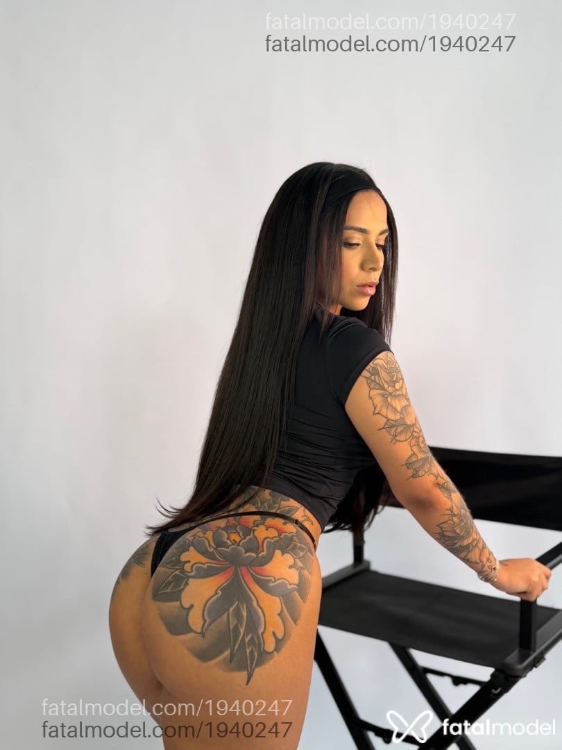 Acompanhante mulher morena (o) de olhos castanhos - Gabriella Jacinto