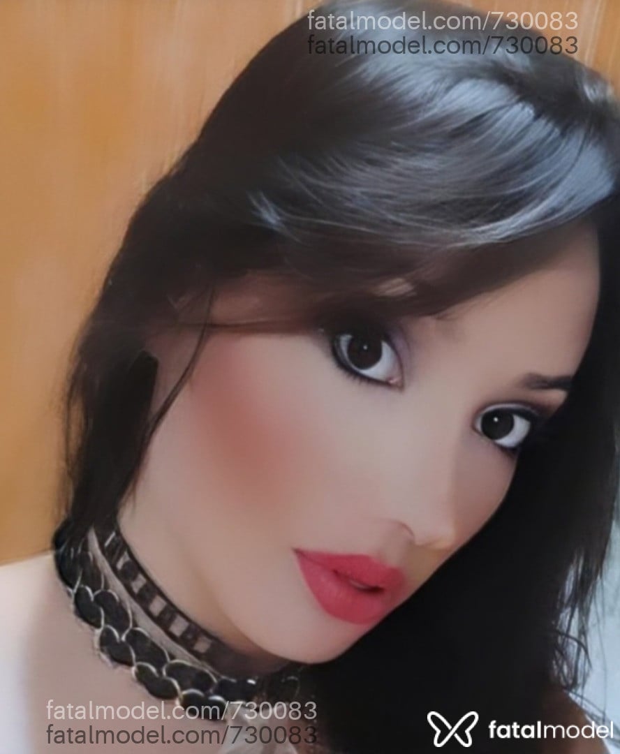 Acompanhante mulher trans morena (o) de olhos castanhos - Megan