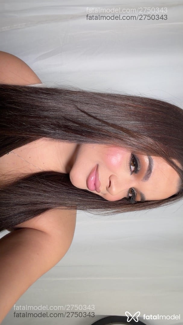 Acompanhante mulher morena (o) de olhos mel - Andressa Saavedra