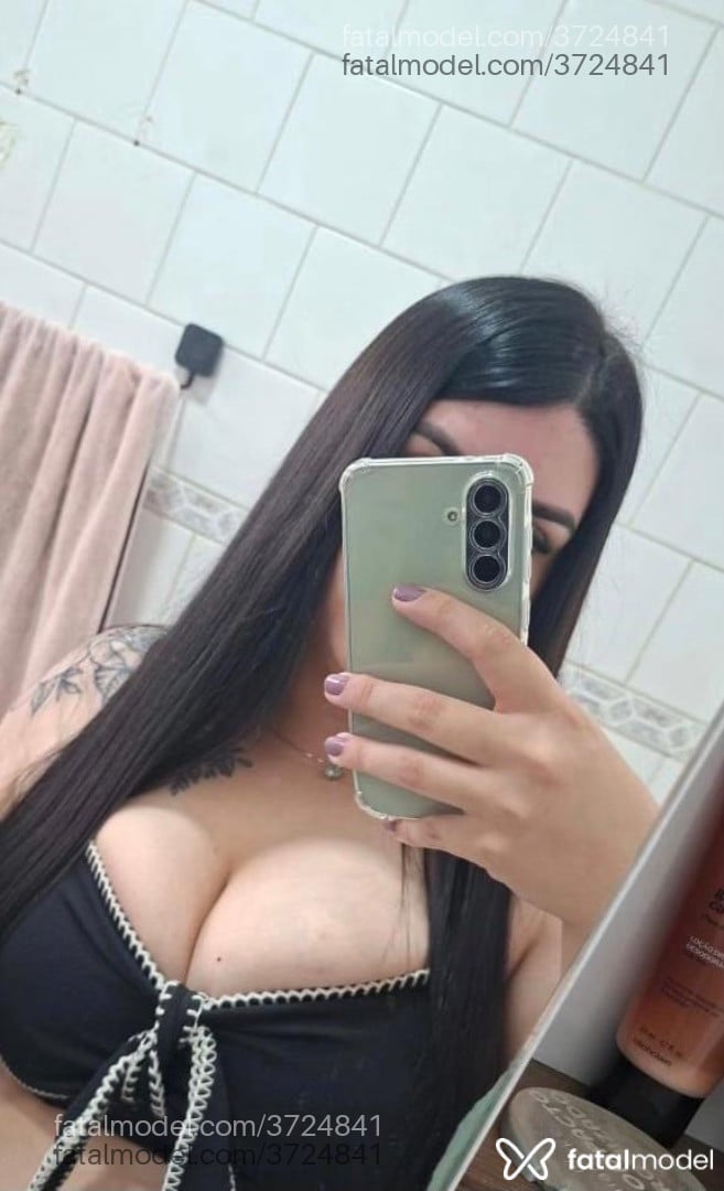Acompanhante mulher morena (o) de olhos castanhos - Giselle