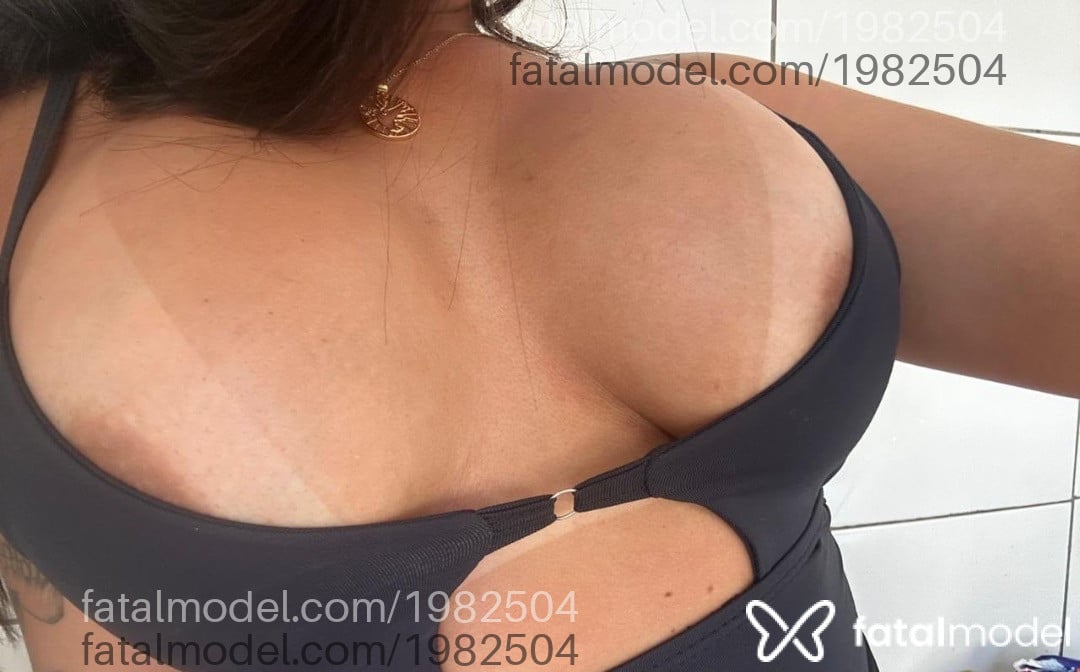 Acompanhante mulher morena (o) de olhos castanhos - Fernanda Calixto