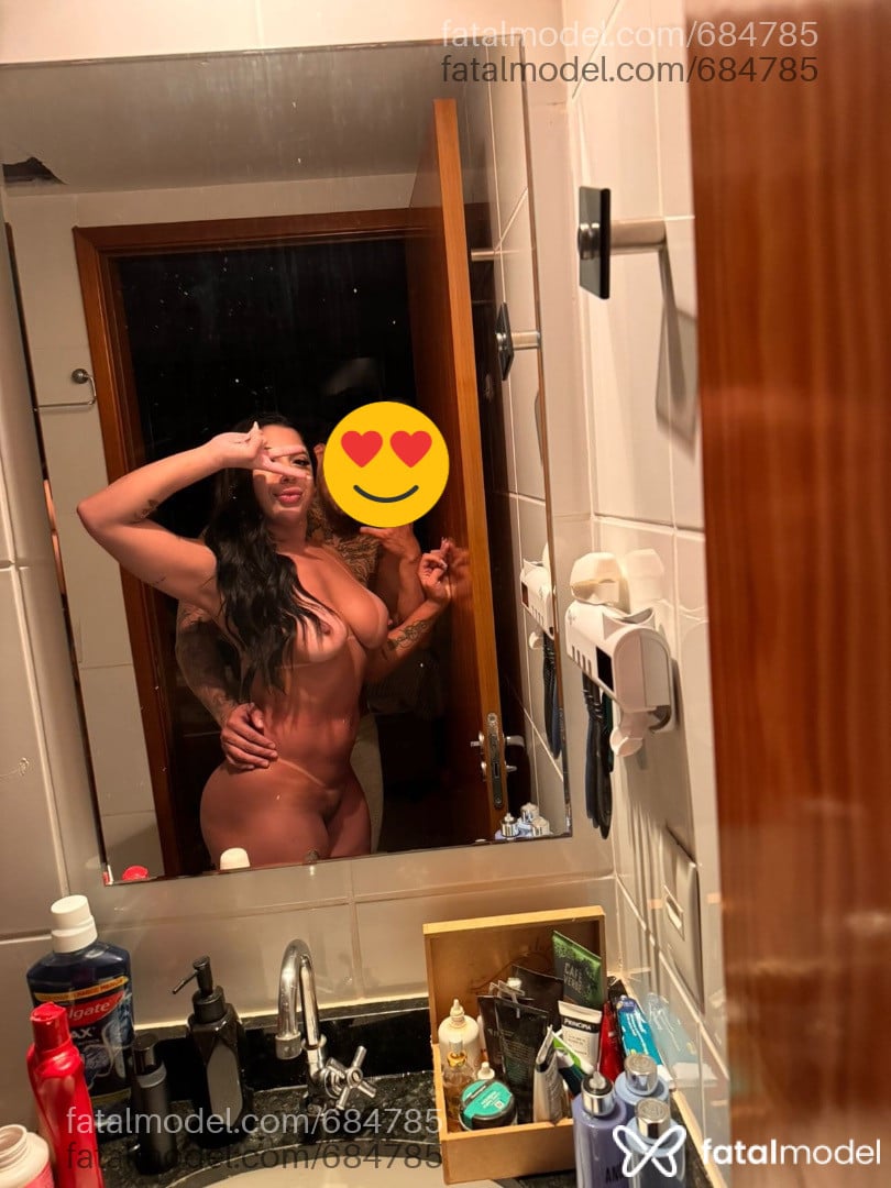 Acompanhante mulher morena (o) de olhos pretos - LANNA BELFORD