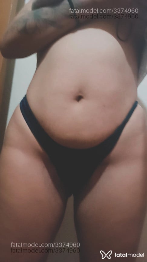 Acompanhante mulher morena (o) de olhos castanhos - Nicolle Alves