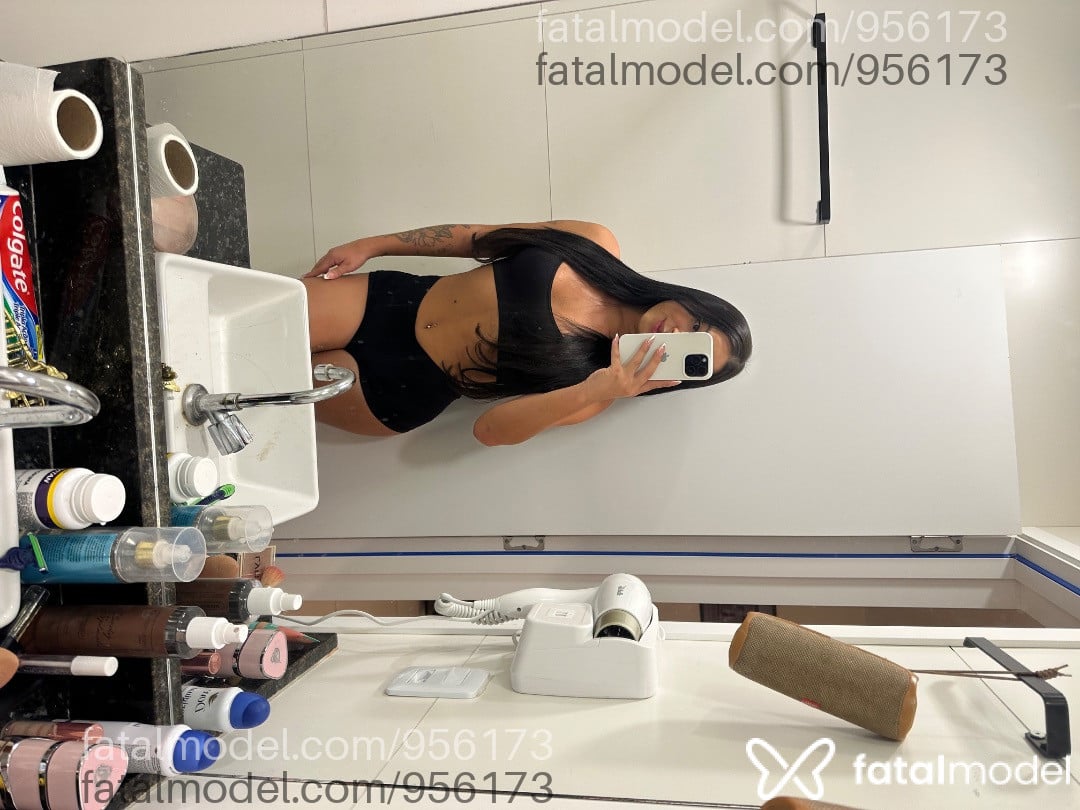Acompanhante trans morena (o) de olhos castanhos - Andressa Paiva