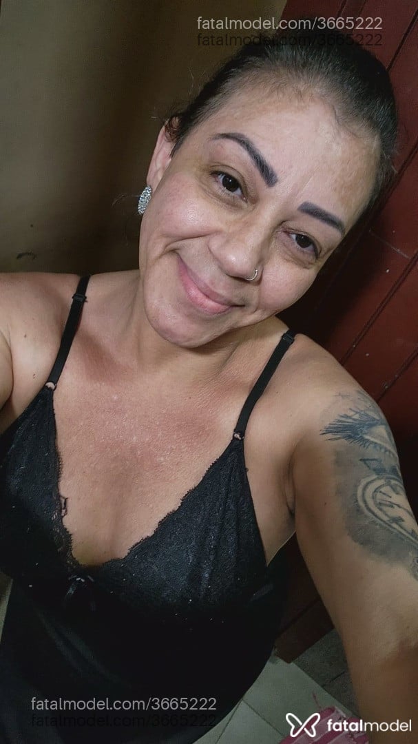 Acompanhante mulher morena (o) de olhos castanhos - Luluzinha