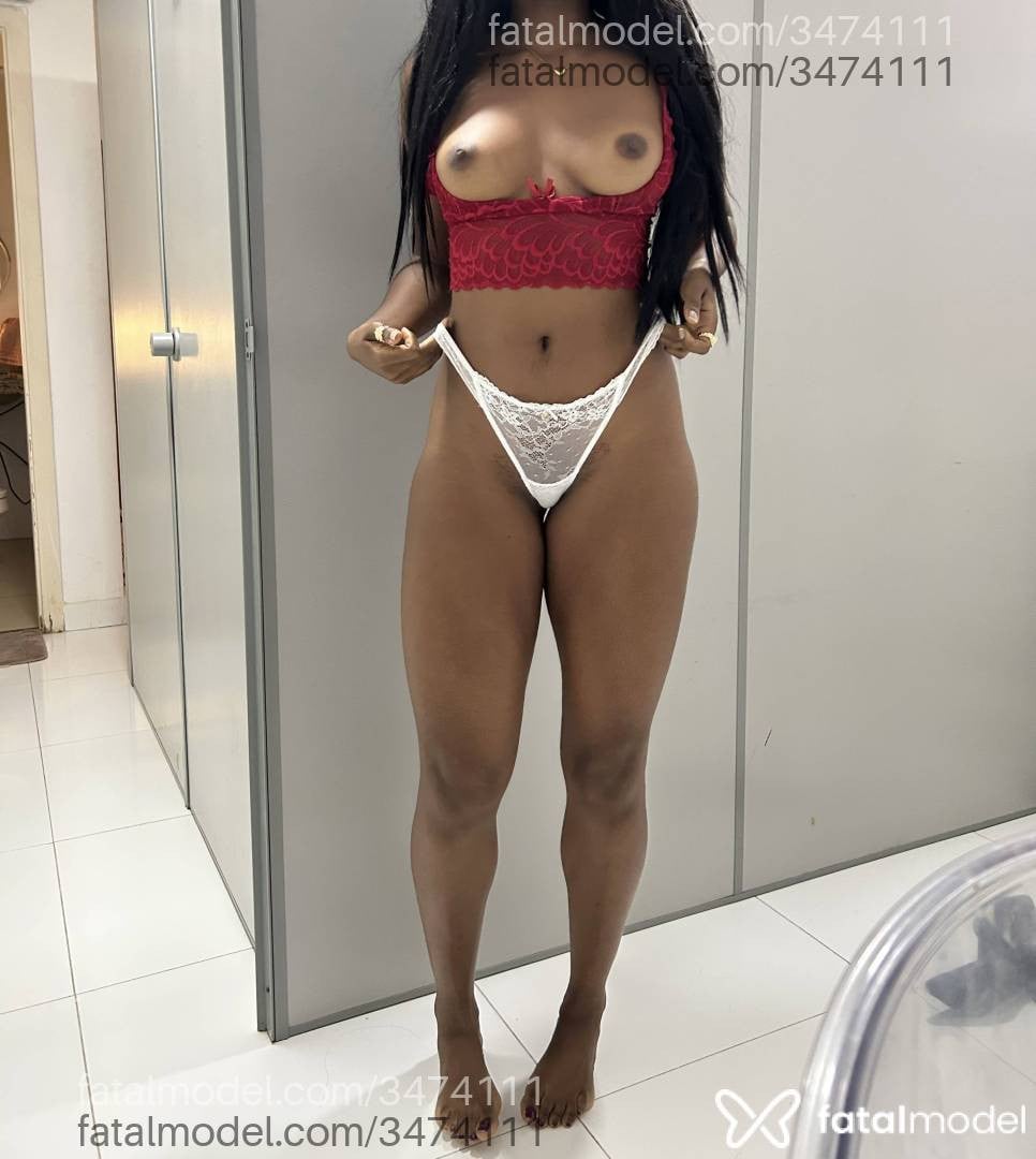 Acompanhante mulher morena (o) de olhos mel - Morenarosa