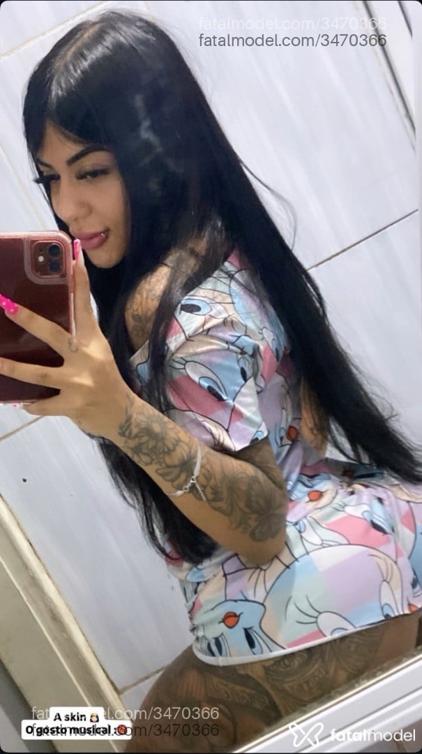 Acompanhante mulher morena (o) de olhos castanhos - Lara