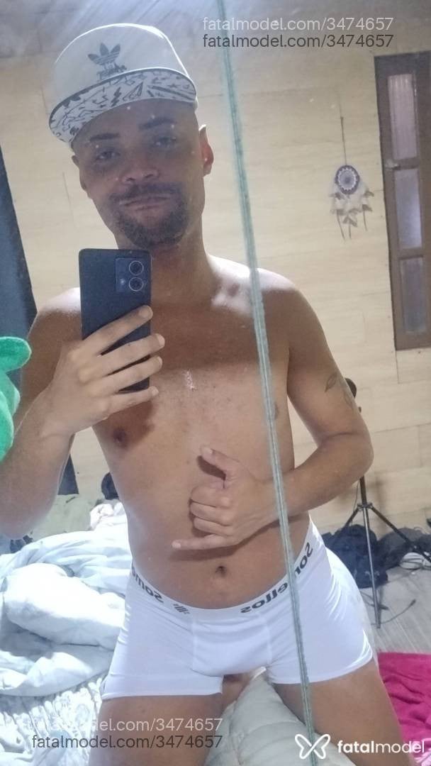 Acompanhante homem morena (o) de olhos pretos - Dom Bleck