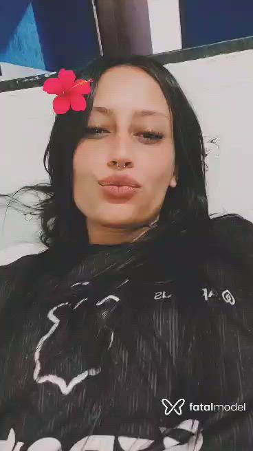 Acompanhante mulher com cabelo castanho de olhos castanhos - Adalin Soares