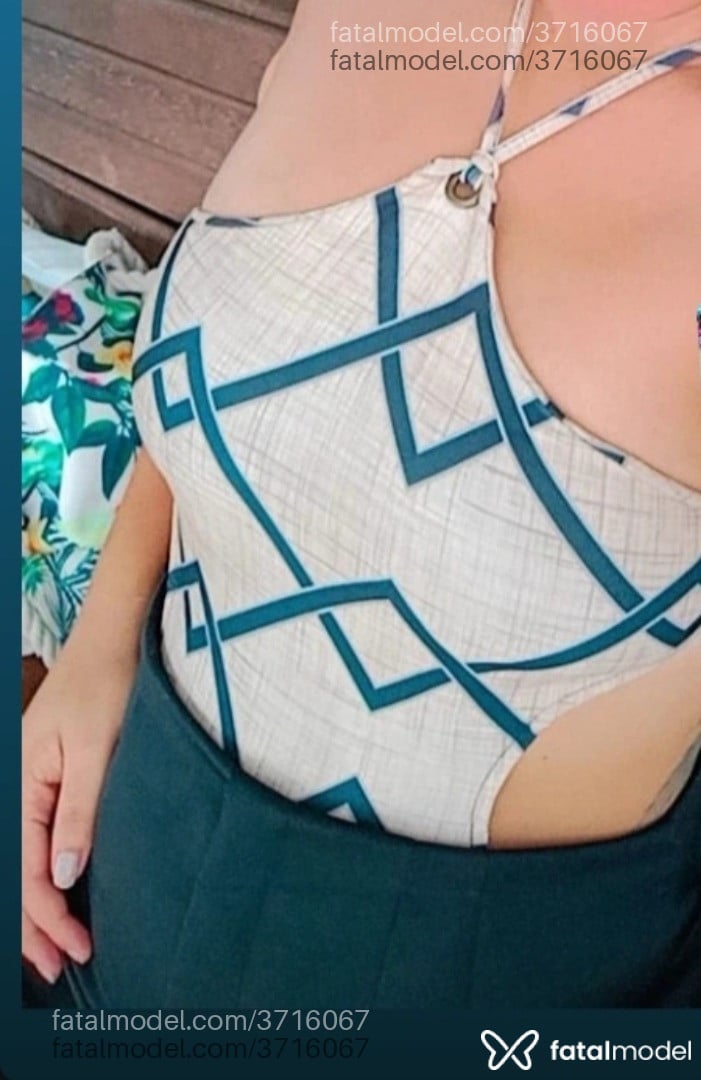 Acompanhante mulher morena (o) de olhos castanhos - Helena