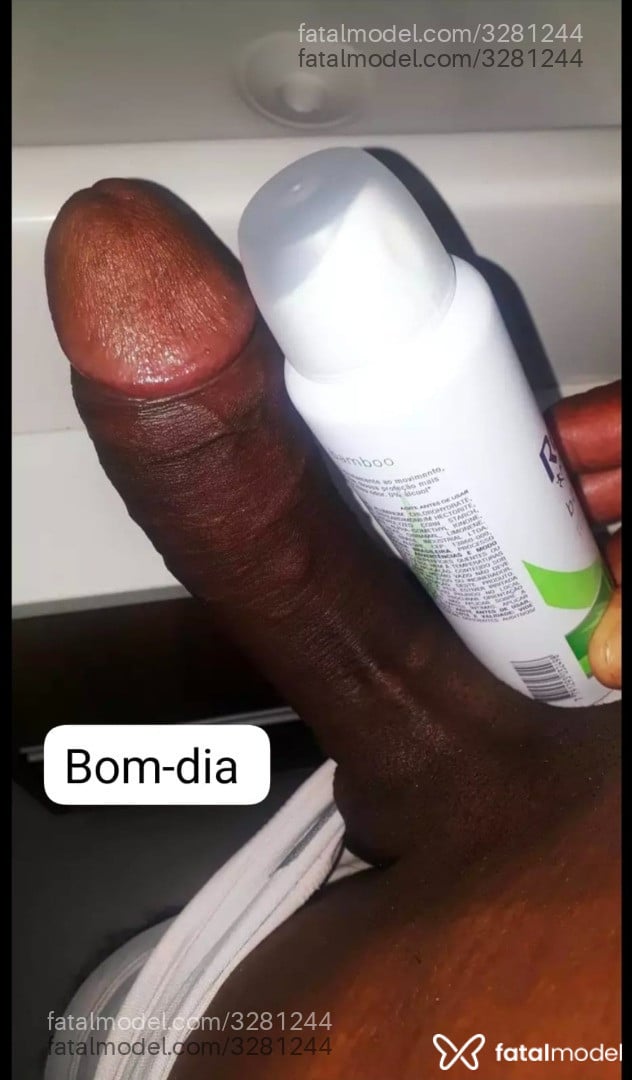 Acompanhante homem morena (o) de olhos castanhos - Oliver