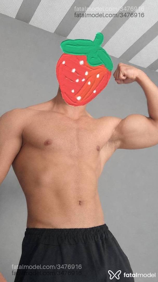 Acompanhante homem com cabelo castanho de olhos castanhos - Geovani