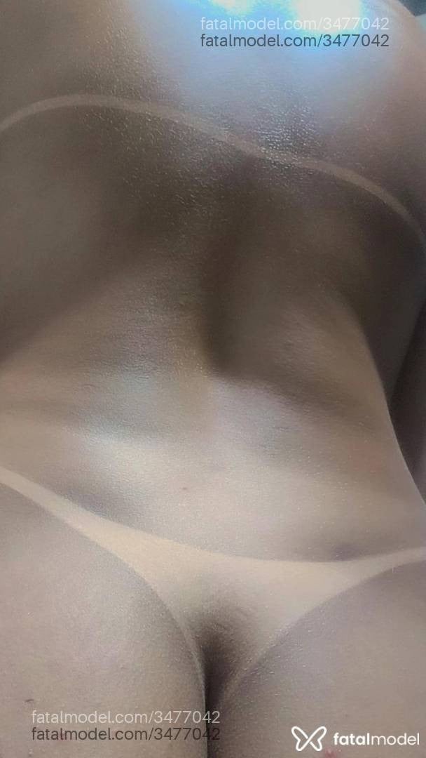 Acompanhante mulher morena (o) de olhos castanhos - Gabriela