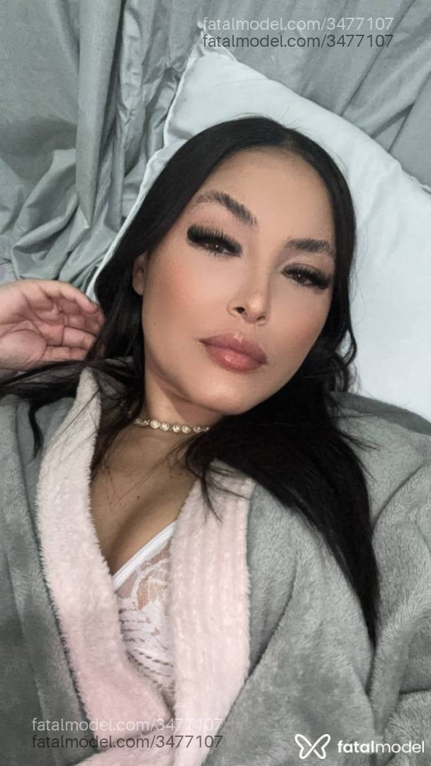 Acompanhante mulher morena (o) de olhos mel - Samira