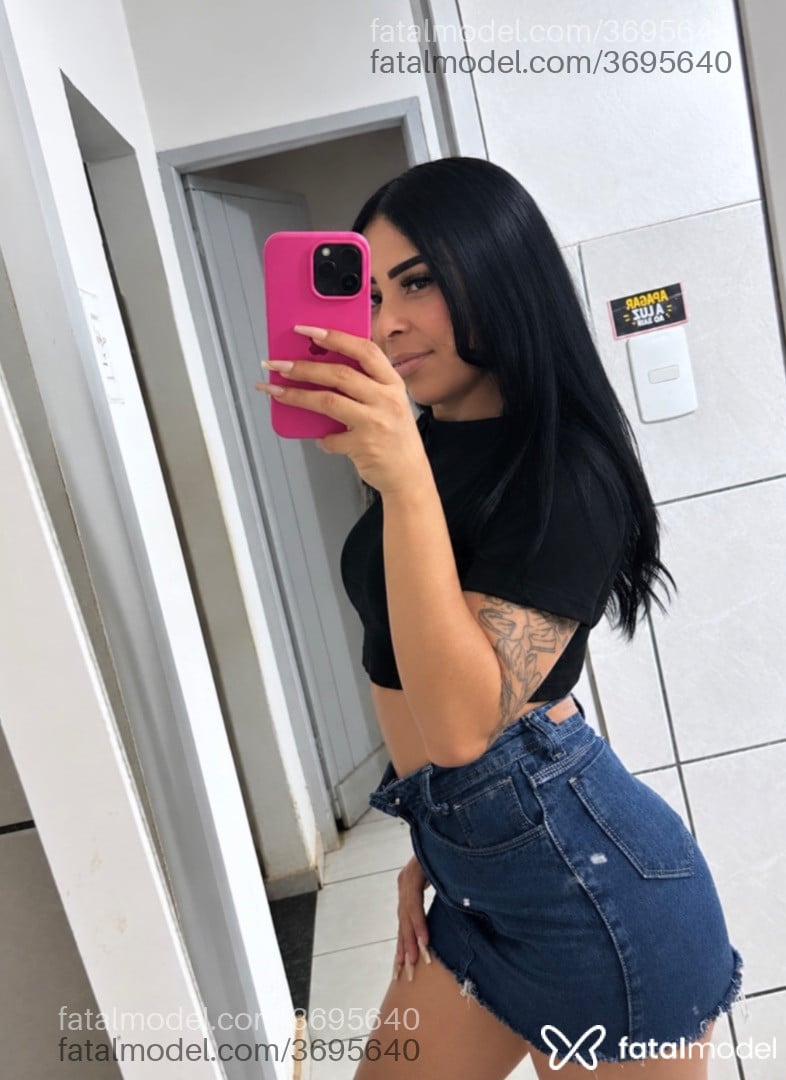 Acompanhante mulher morena (o) de olhos castanhos - Sabrynna