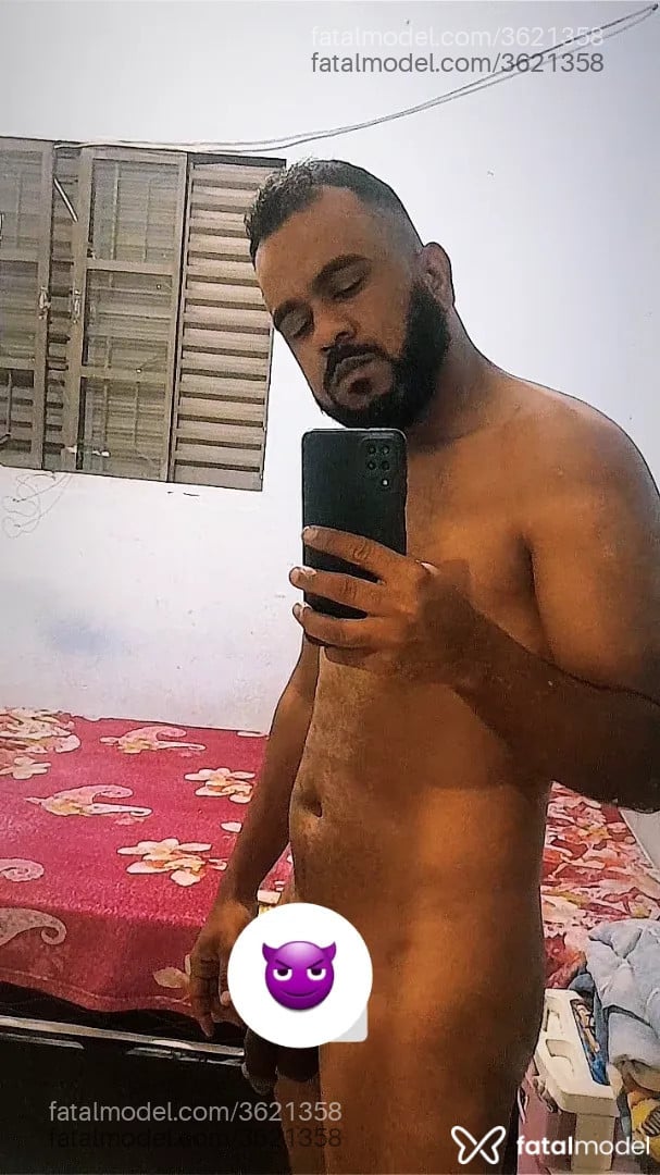 Acompanhante homem morena (o) de olhos pretos - Vsilva