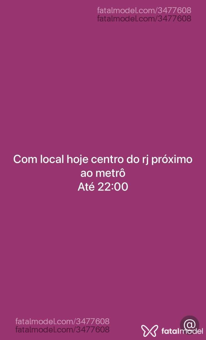 Acompanhante homem morena (o) de olhos castanhos - Mágico