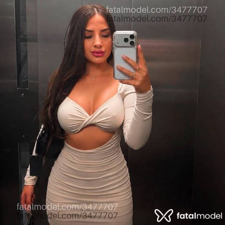 Acompanhante mulher com cabelo castanho de olhos castanhos - Bianca