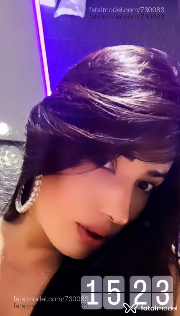 Acompanhante mulher trans morena (o) de olhos castanhos - Megan