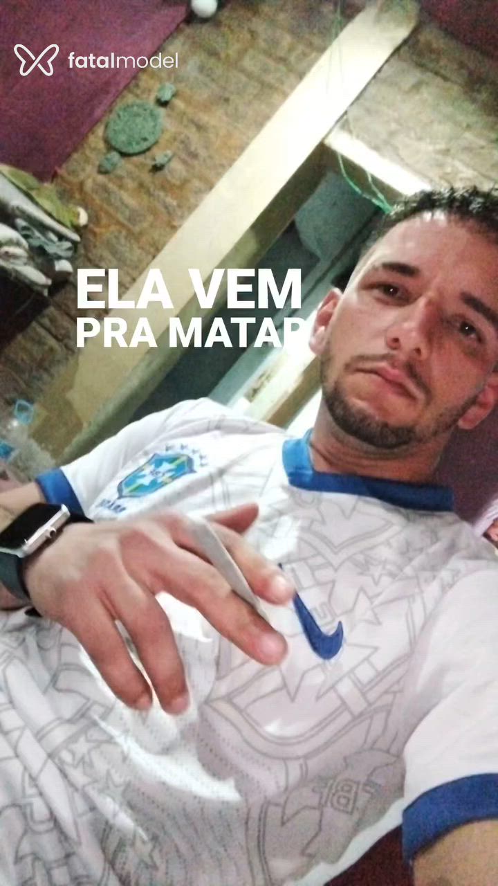 Acompanhante homem com cabelo castanho de olhos castanhos - Richard Acompanhante homem com cabelo castanho de olhos castanhos - Richard