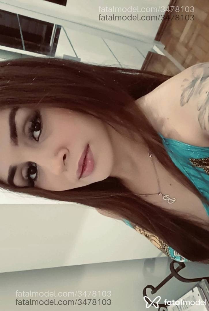 Acompanhante mulher morena (o) de olhos castanhos - Bruna Santos