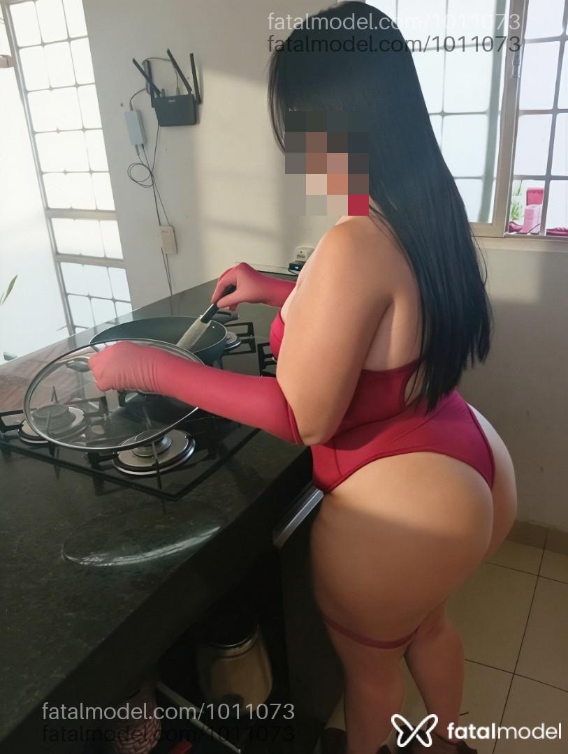 Acompanhante mulher morena (o) de olhos mel - Eduarda Martins