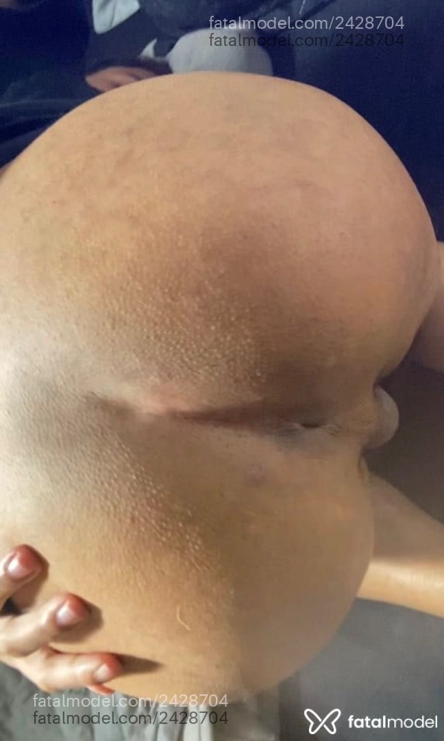 Acompanhante homem morena (o) de olhos pretos - Fofo