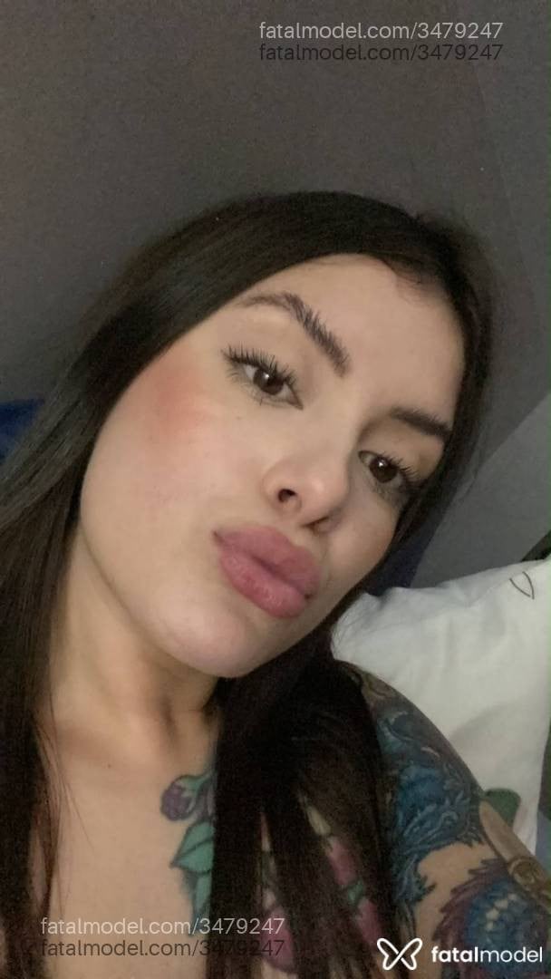 Acompanhante mulher com cabelo castanho de olhos castanhos - Dara Silva