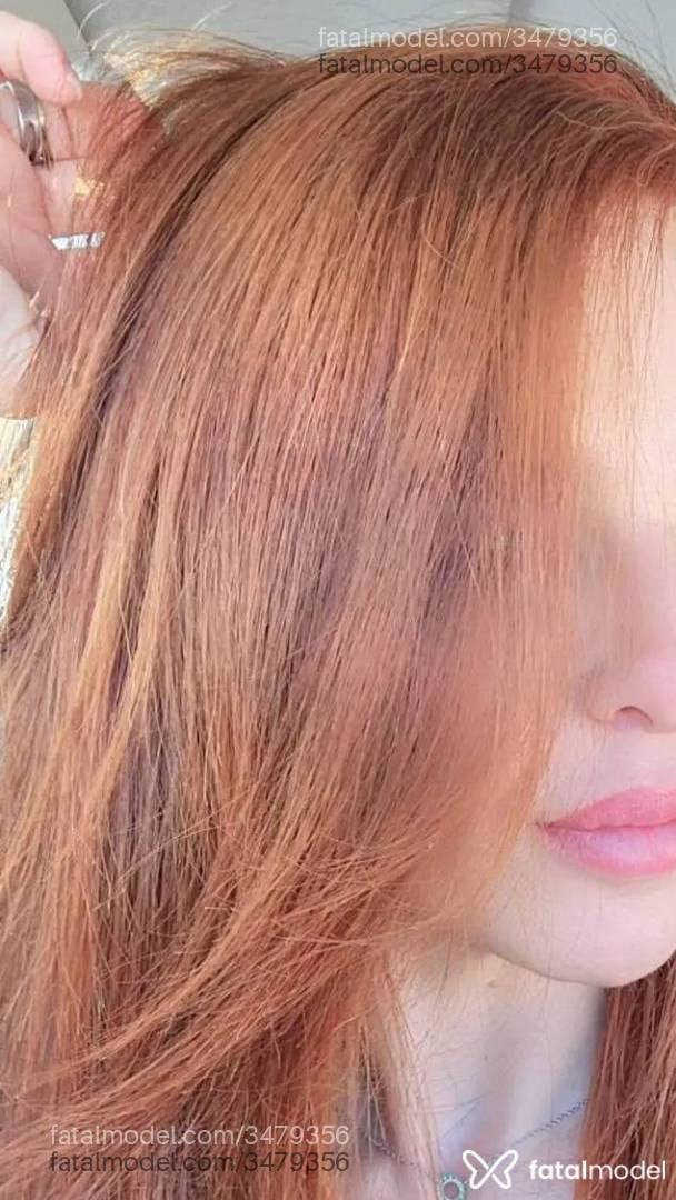 Acompanhante mulher ruiva (o) de olhos verdes - Annastácia