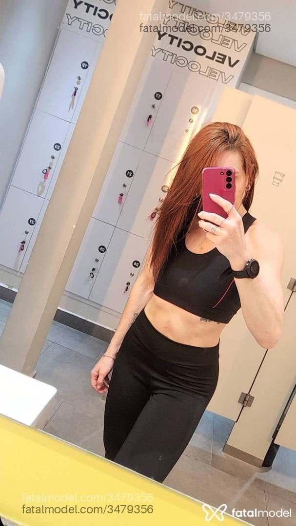 Acompanhante mulher ruiva (o) de olhos verdes - Annastácia