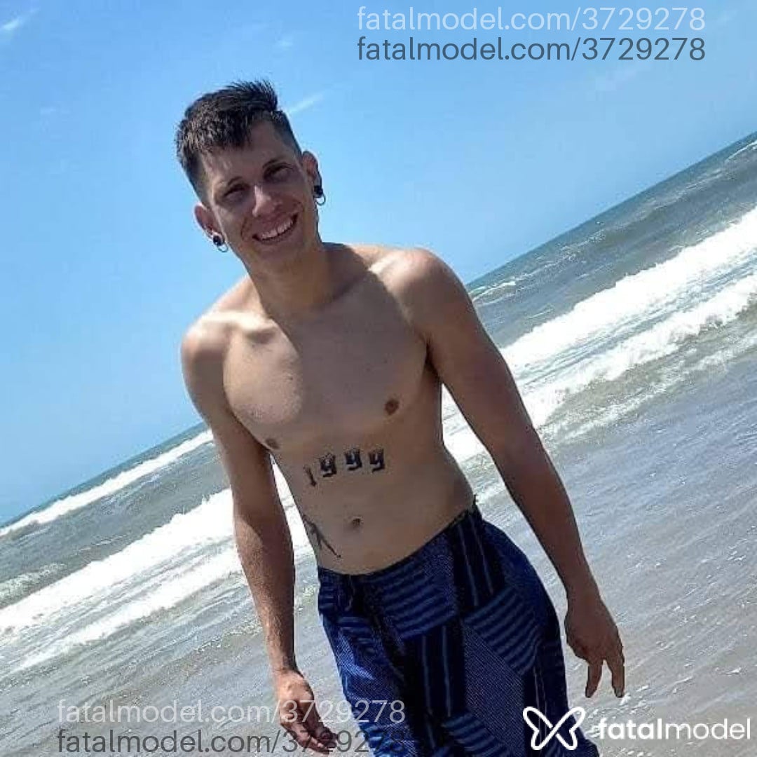 Acompanhante homem com cabelo castanho de olhos castanhos - Carlos