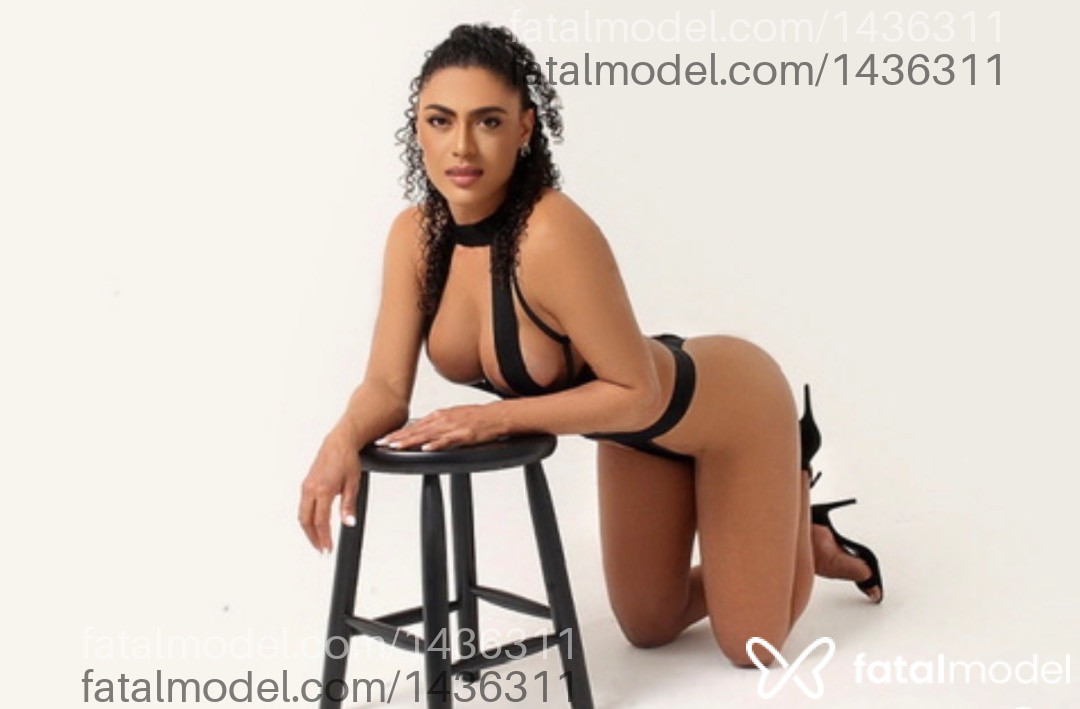Acompanhante mulher com cabelo castanho de olhos castanhos - Ivy Milani