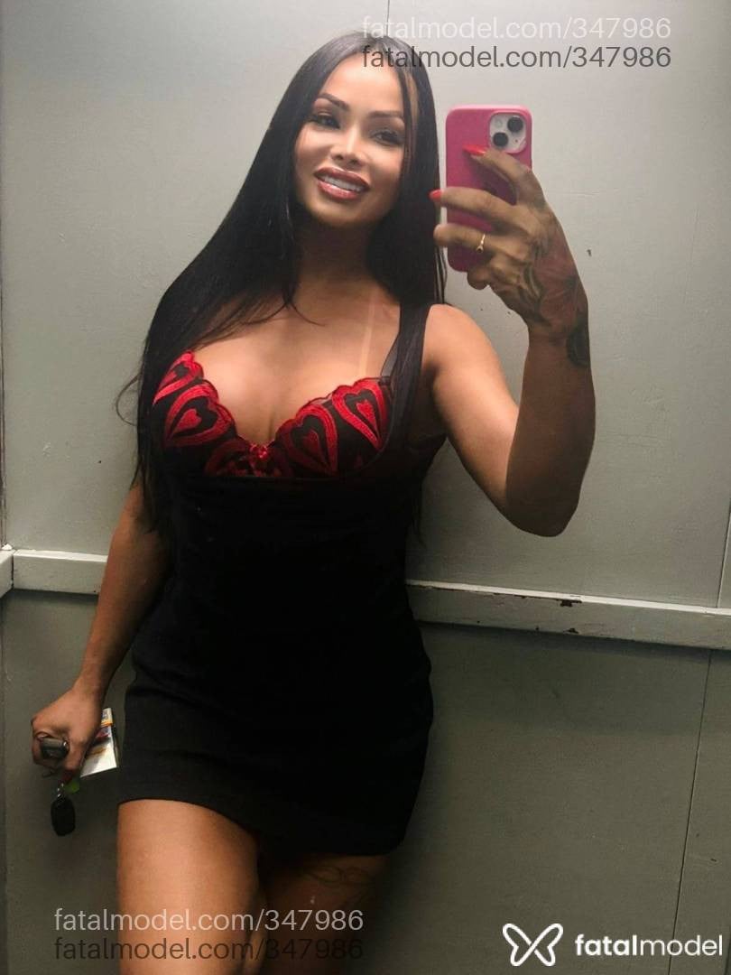 Acompanhante mulher trans morena (o) de olhos castanhos em Criciúma - Maria Eduarda
