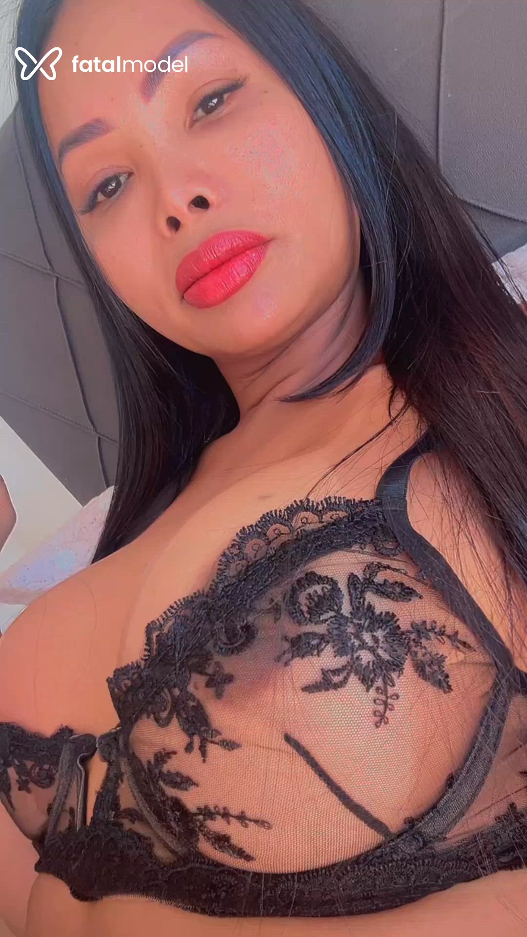 Acompanhante mulher trans morena (o) de olhos castanhos - Maria Eduarda Acompanhante mulher trans morena (o) de olhos castanhos - Maria Eduarda