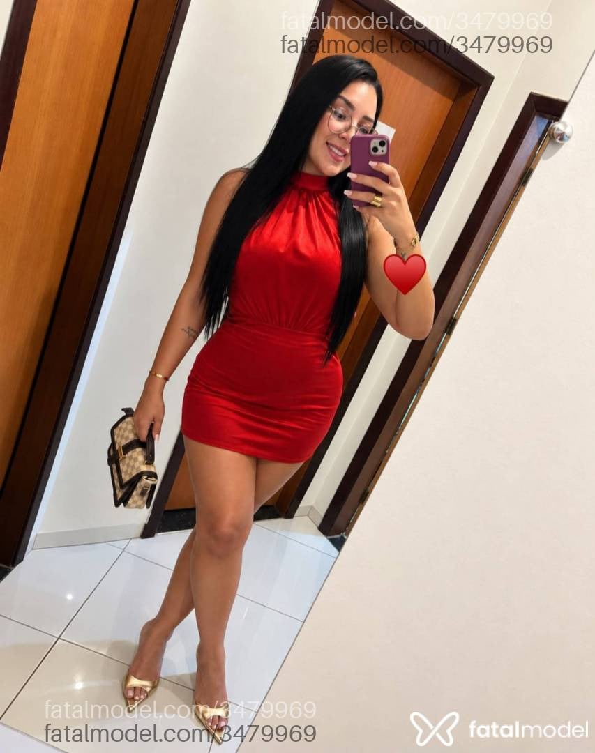Acompanhante mulher morena (o) de olhos castanhos - Laura