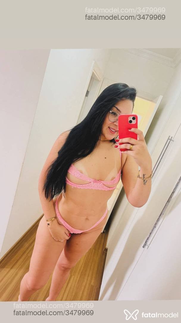 Acompanhante mulher morena (o) de olhos castanhos - Laura