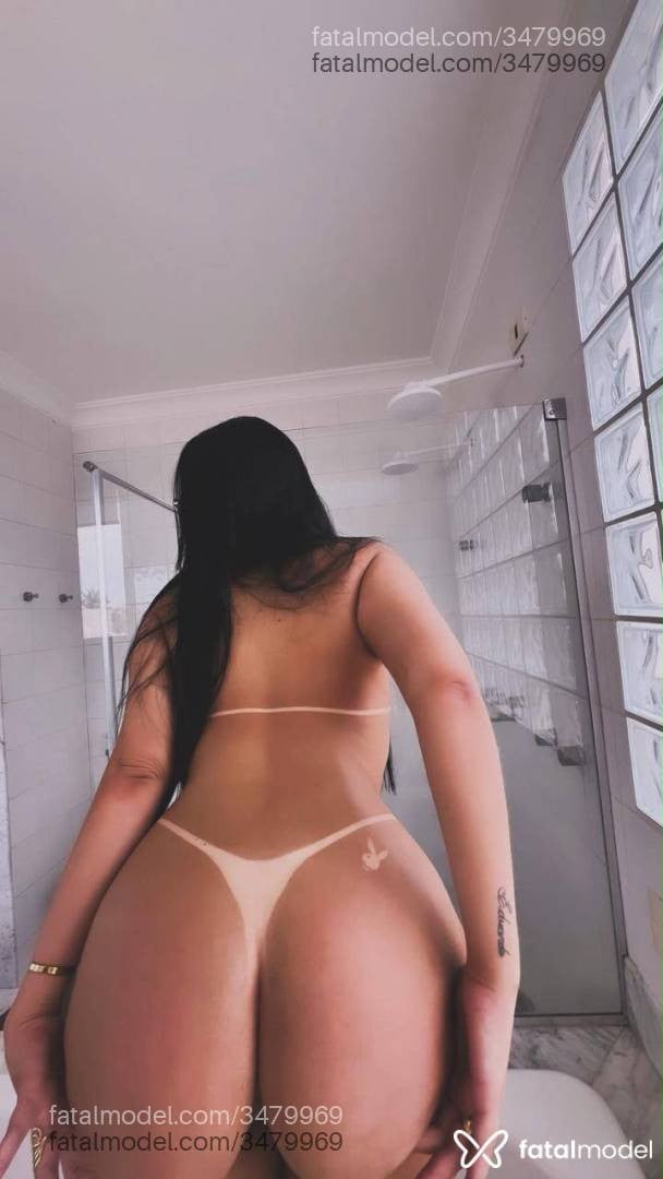 Acompanhante mulher morena (o) de olhos castanhos - Laura