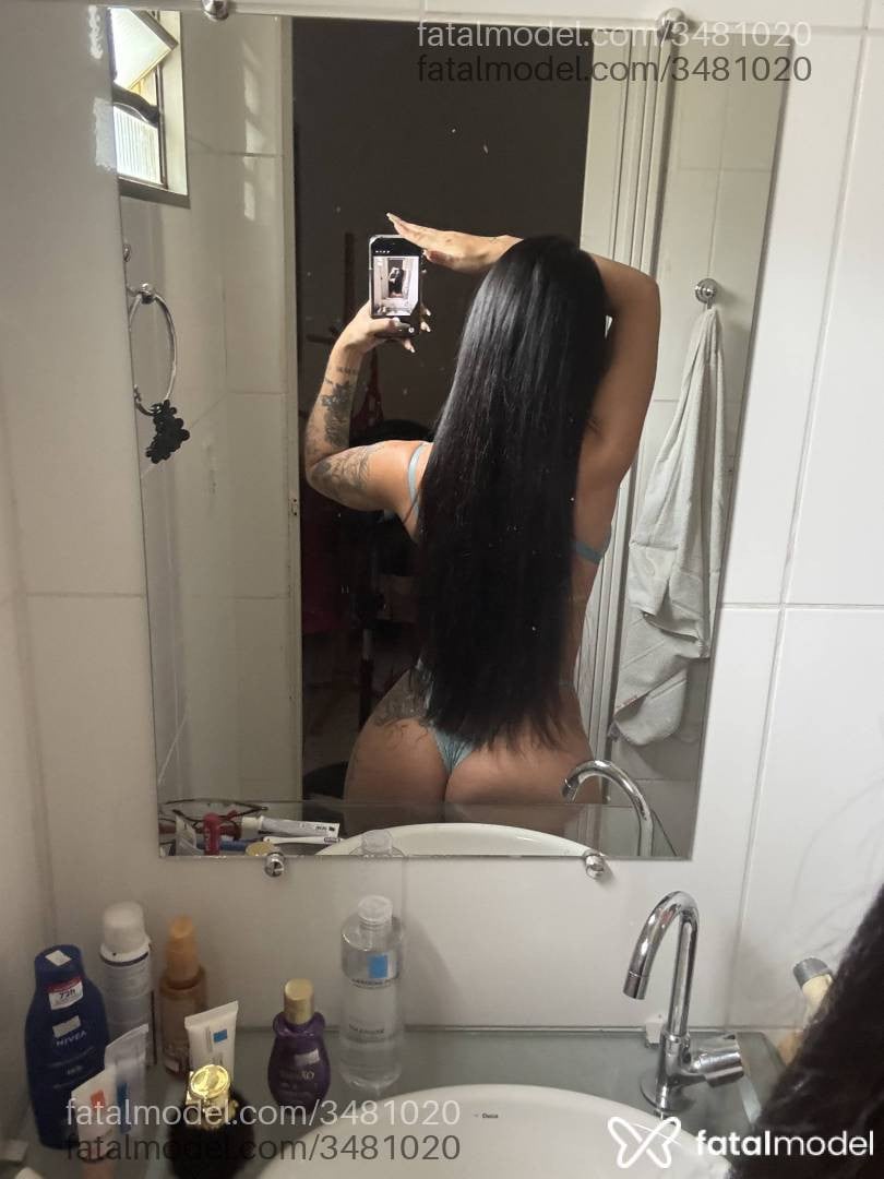Acompanhante mulher com cabelo castanho de olhos castanhos - Angel