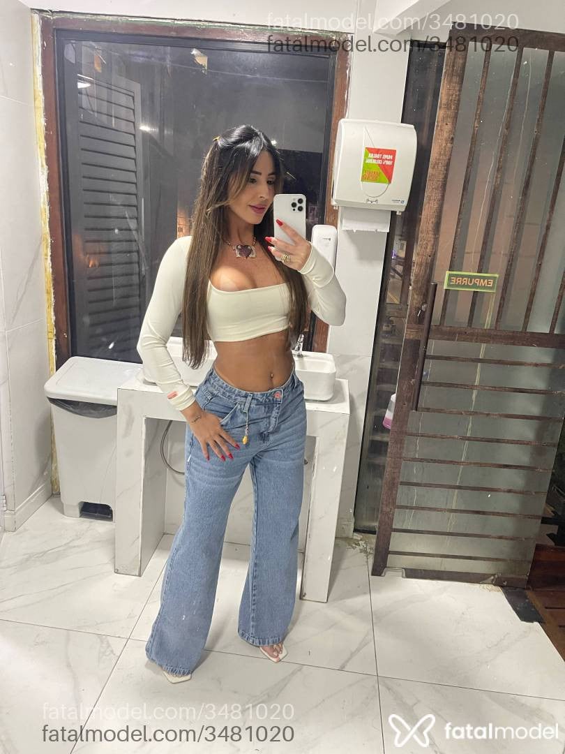 Acompanhante mulher com cabelo castanho de olhos castanhos - Angel