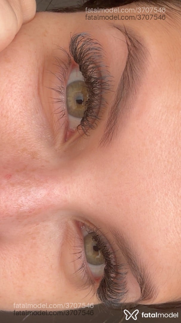 Acompanhante mulher loira (o) de olhos verdes - Melissa Valencia