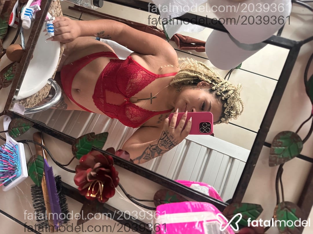 Acompanhante mulher morena (o) de olhos pretos - Aninha
