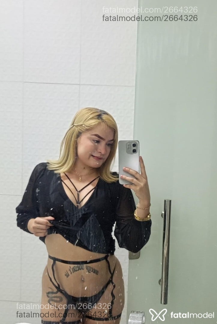 Acompanhante mulher morena (o) de olhos castanhos - Maria