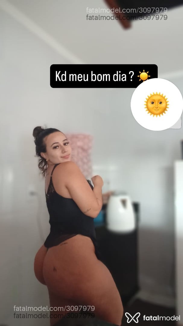 Acompanhante mulher com cabelo castanho de olhos castanhos - Morena