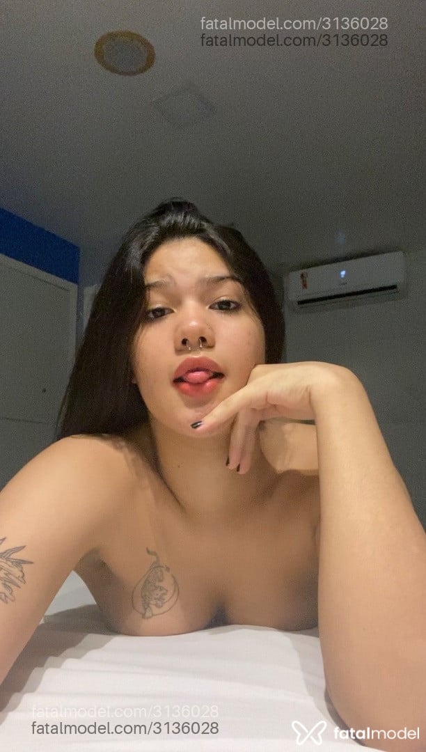 Acompanhante mulher morena (o) de olhos castanhos - Barbxy alves
