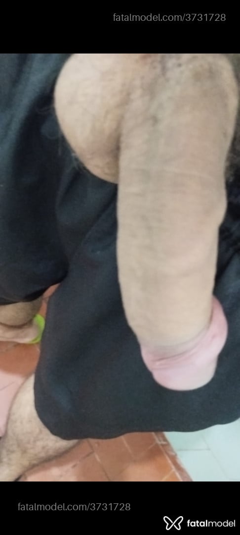 Acompanhante homem com cabelo castanho de olhos verdes - Richard