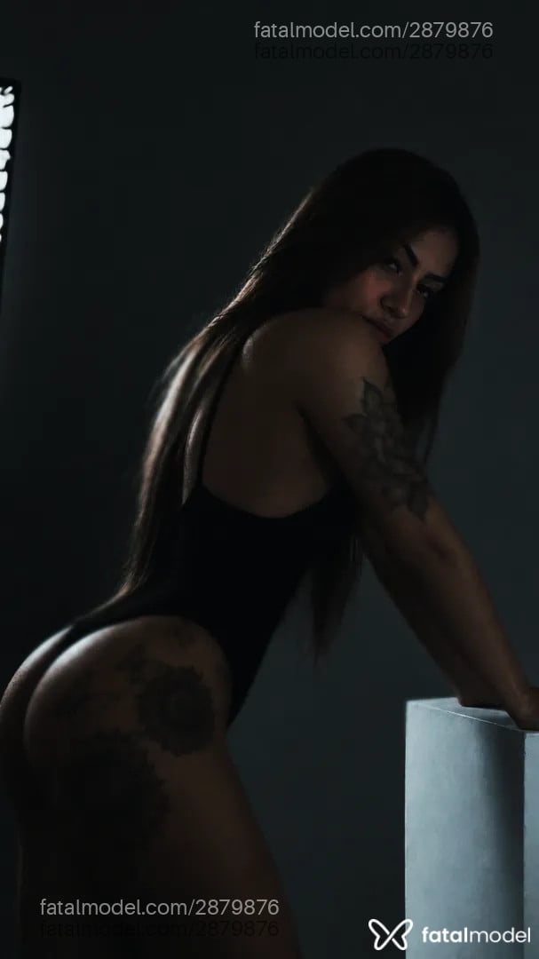 Acompanhante mulher morena (o) de olhos mel - Brenda