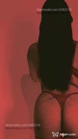 Acompanhante mulher morena (o) de olhos castanhos - Lorena Lucatelli