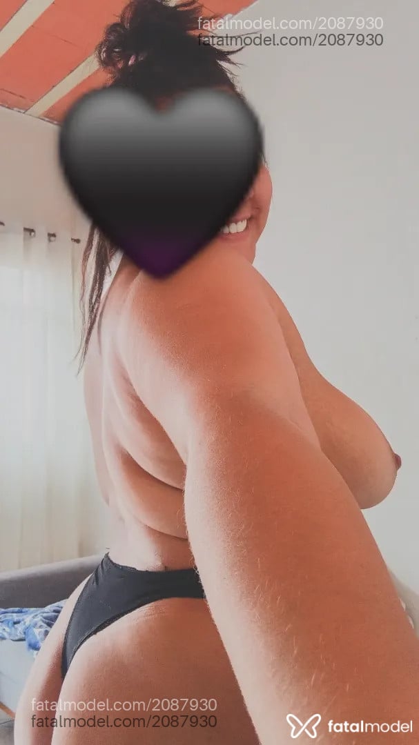 Acompanhante mulher com cabelo castanho de olhos castanhos - Eduarda